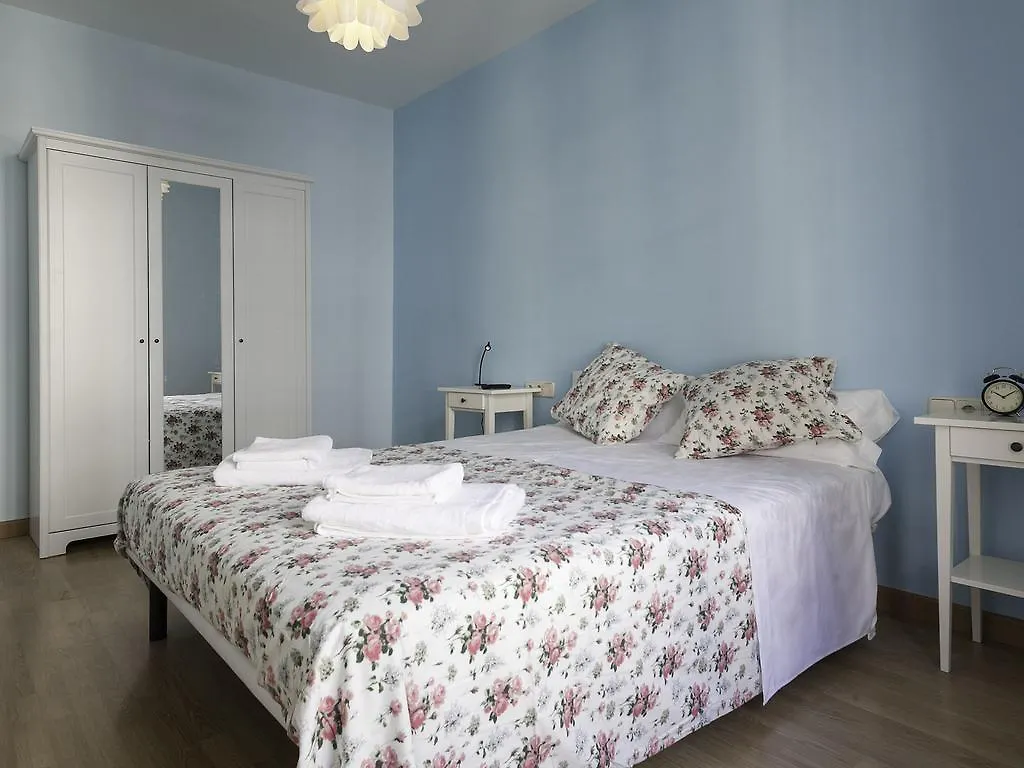 Apartment Rambla Paris Apartment II Barcelona
